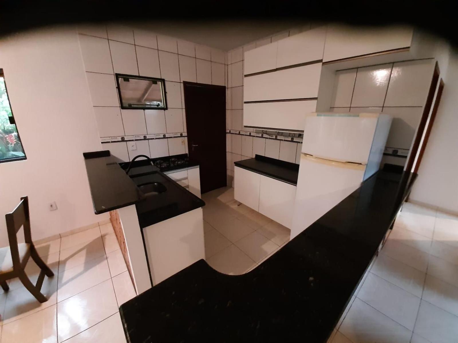 Casa de 3 quartos entre praia do Morro das Pedras e Lagoa do Peri