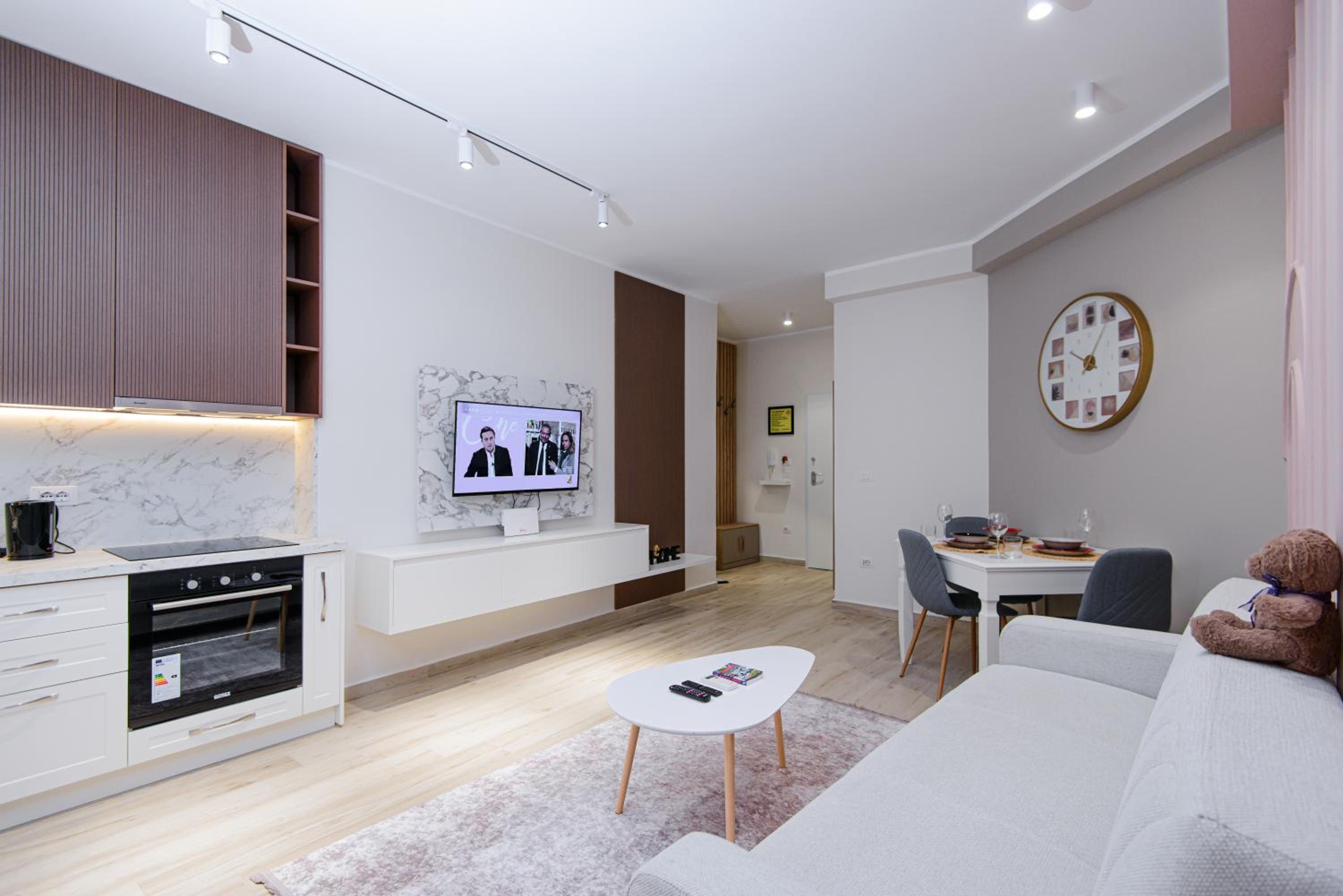 Loris Apartaments 202