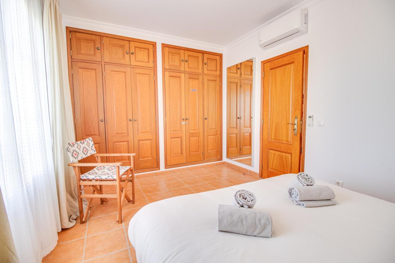 Villa Periquito 2BD Pool Fast WiFi AC Garden view 3