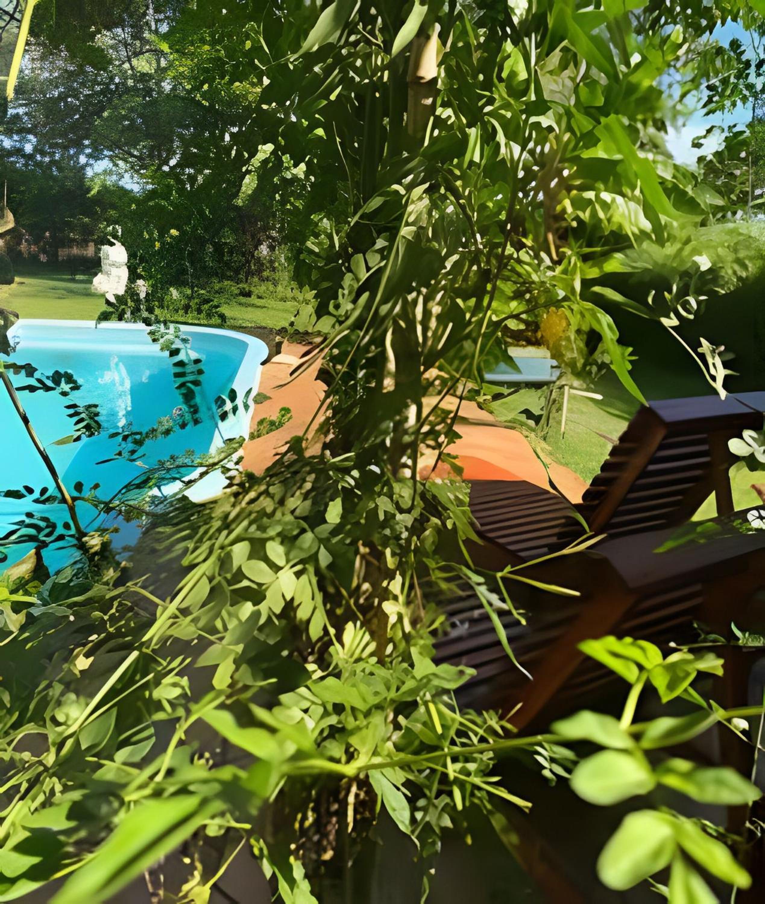 Cabañas con piscina en la entrada de Oberá