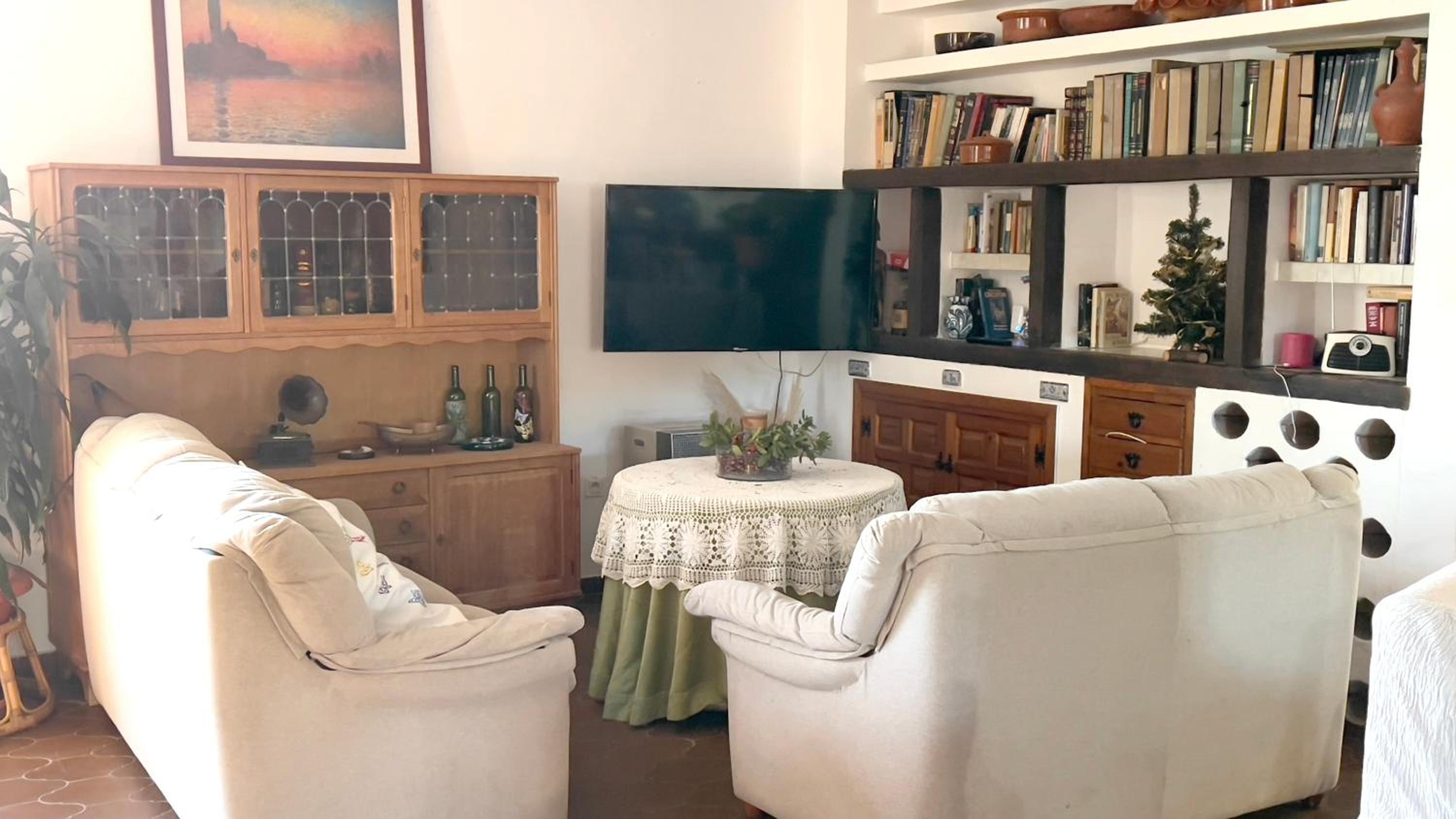 Exceptional villa in Mijas with private pool, sea view