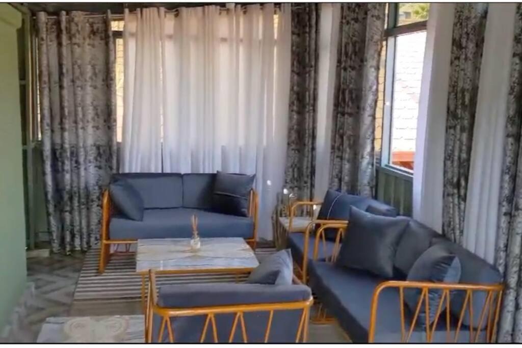 Ikaze Apartments
