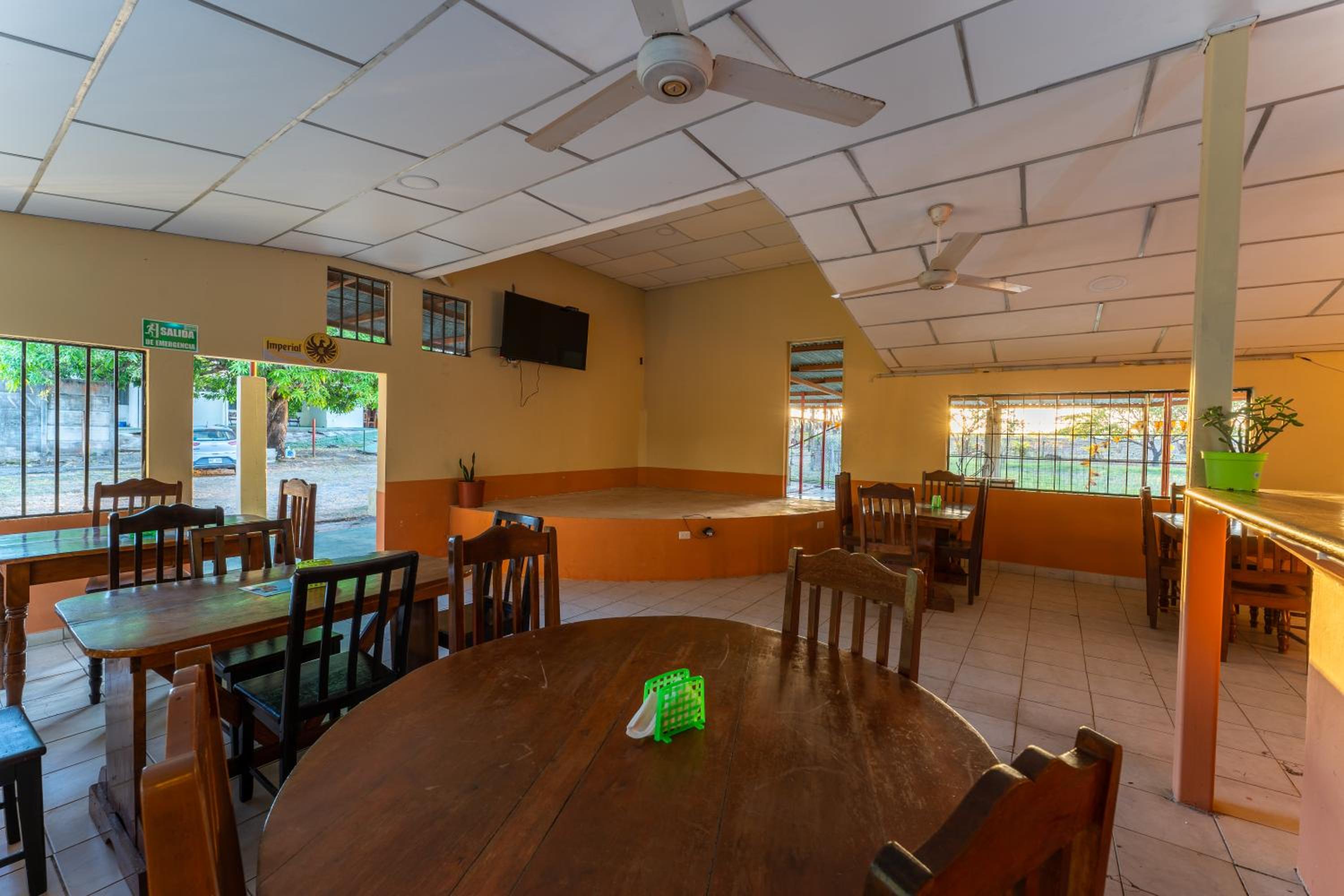 Hotel El Cocobolo Food&Rest Room 6 B&B WiFi AC Pkg Free Swimmingpool