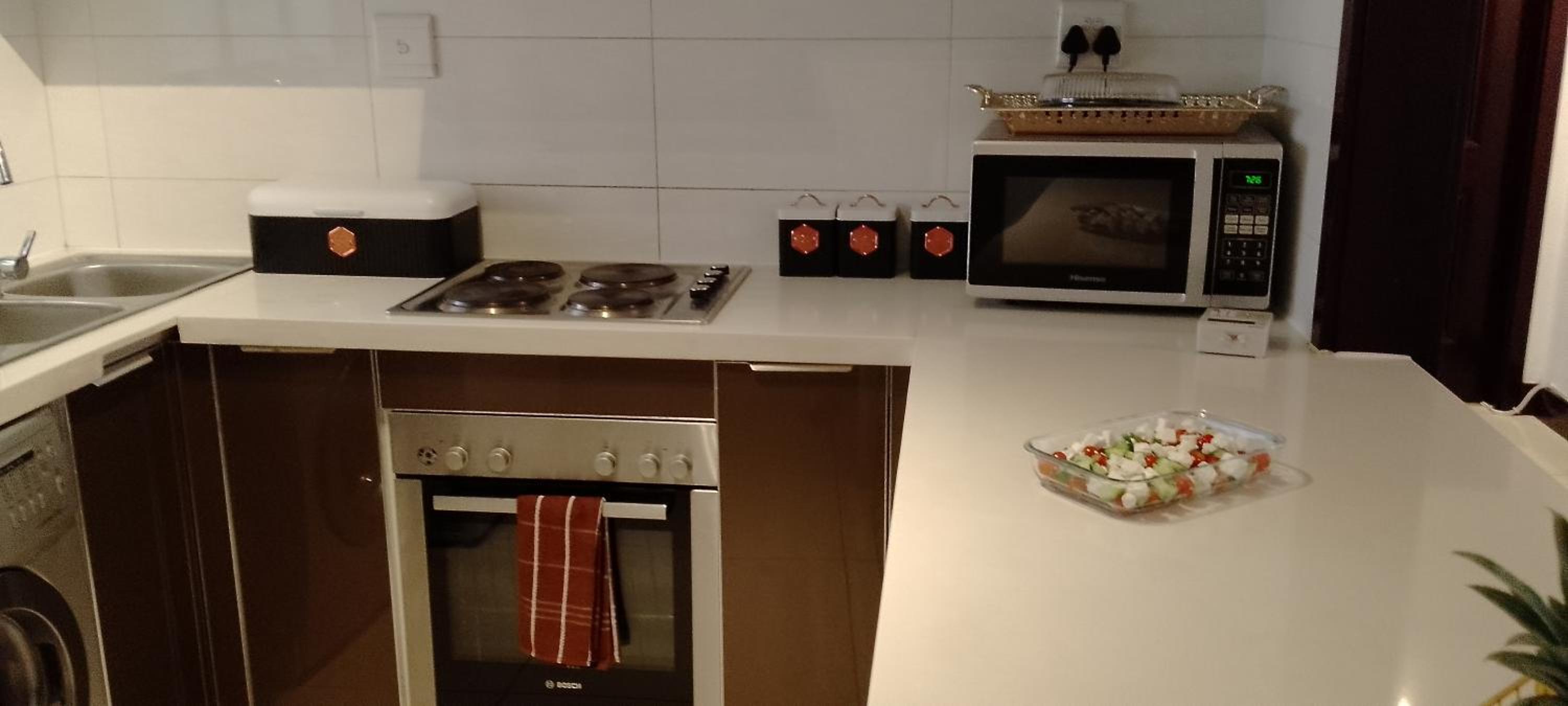 Luxurious 2 bed Apartment view 2