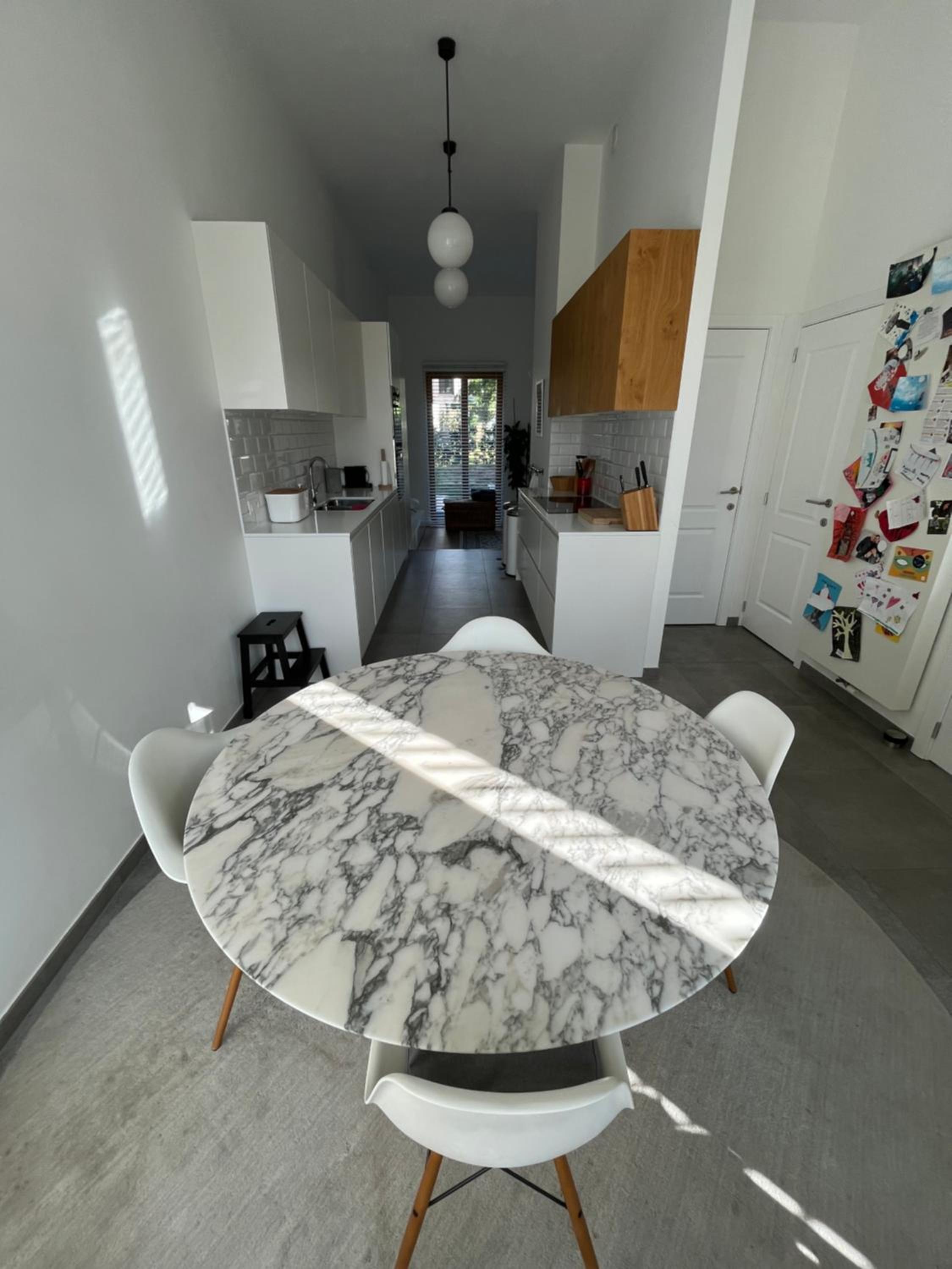 Luxury apartment, private terrace & FREE PARKING