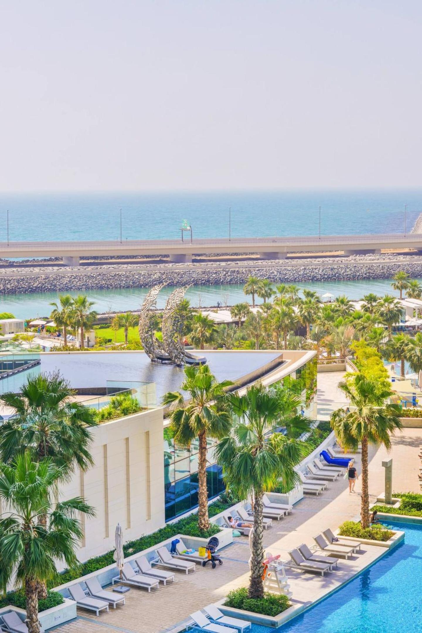 2 BDR Apt The Address Beach Resort JBR