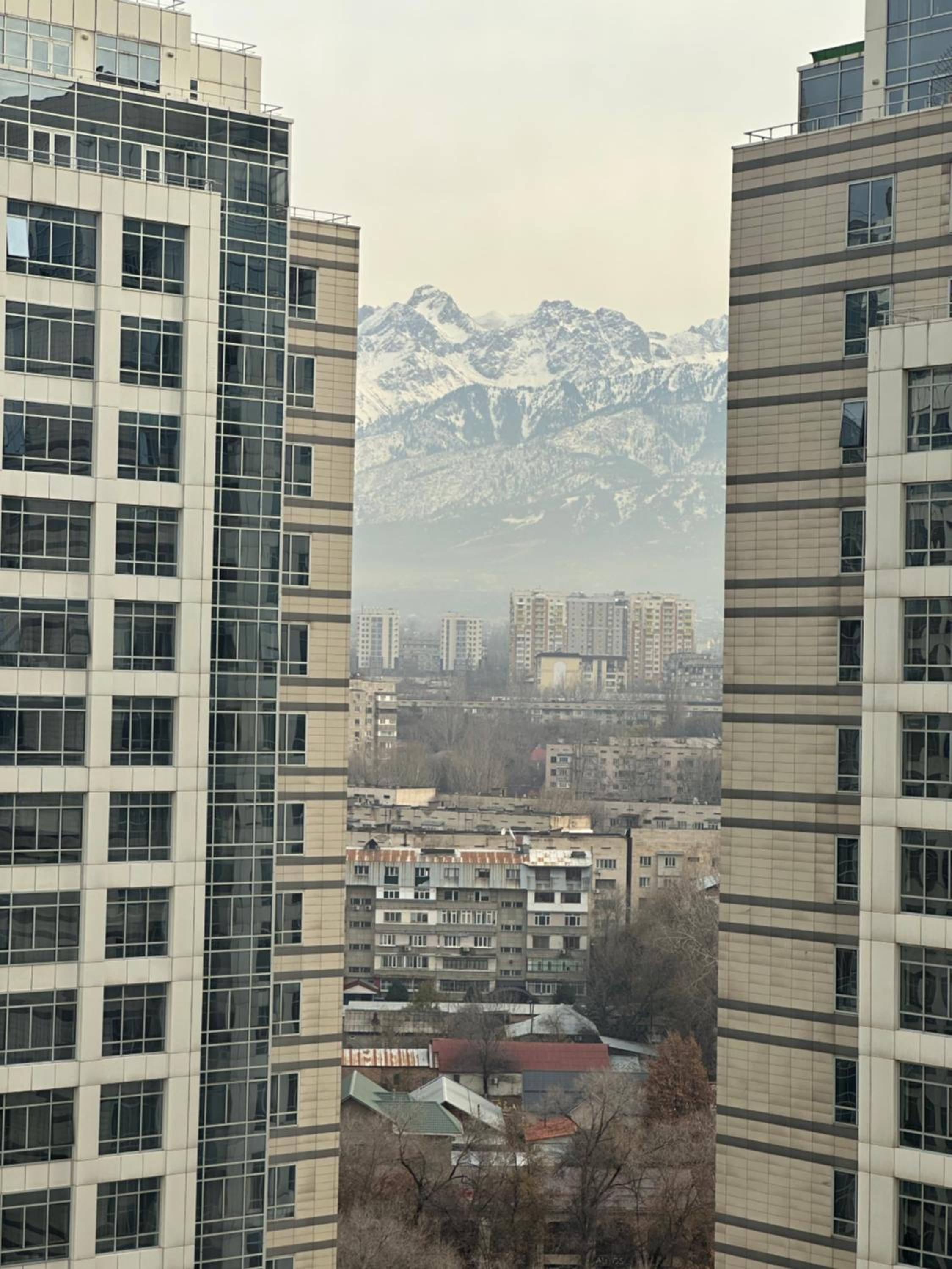 2-ком квартира в ЖК Tengiz Towers с лоджией view 3