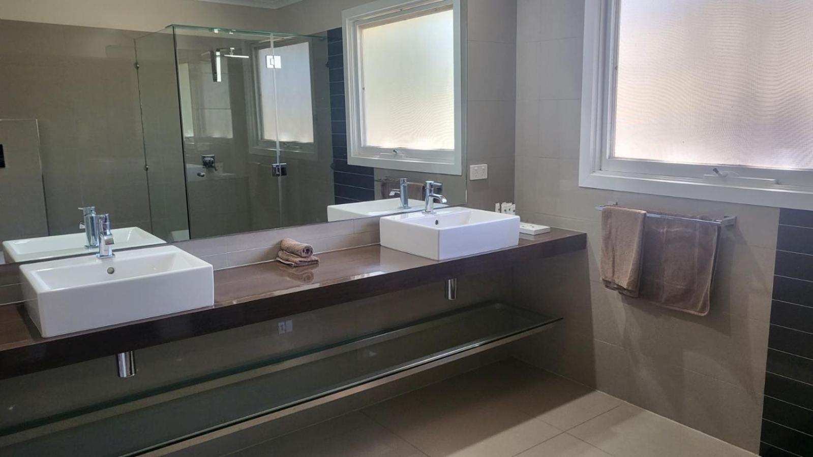 Winbi River Resort Holiday Rentals