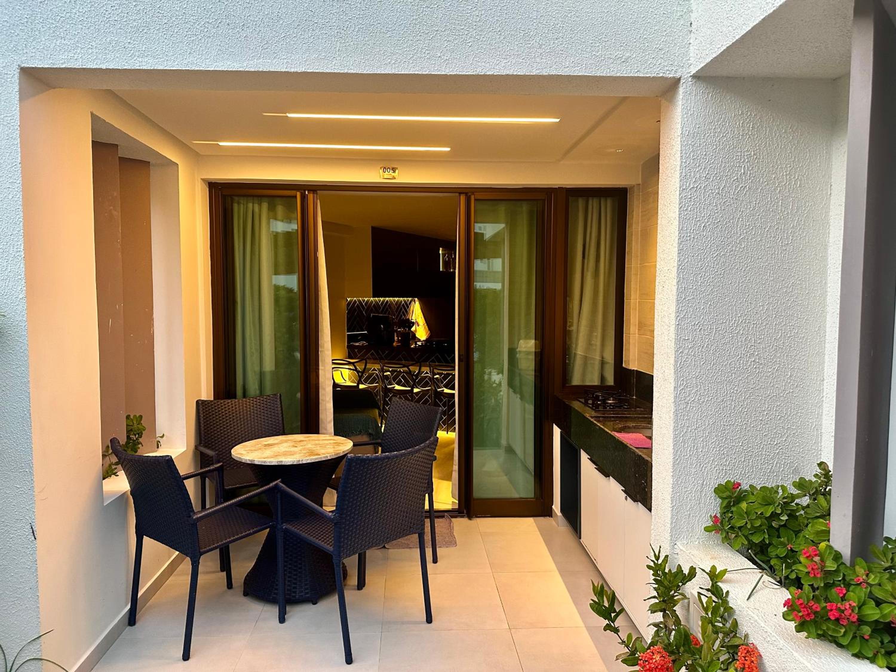Flat Luxo - Pé na Areia - Maui Beach Residence