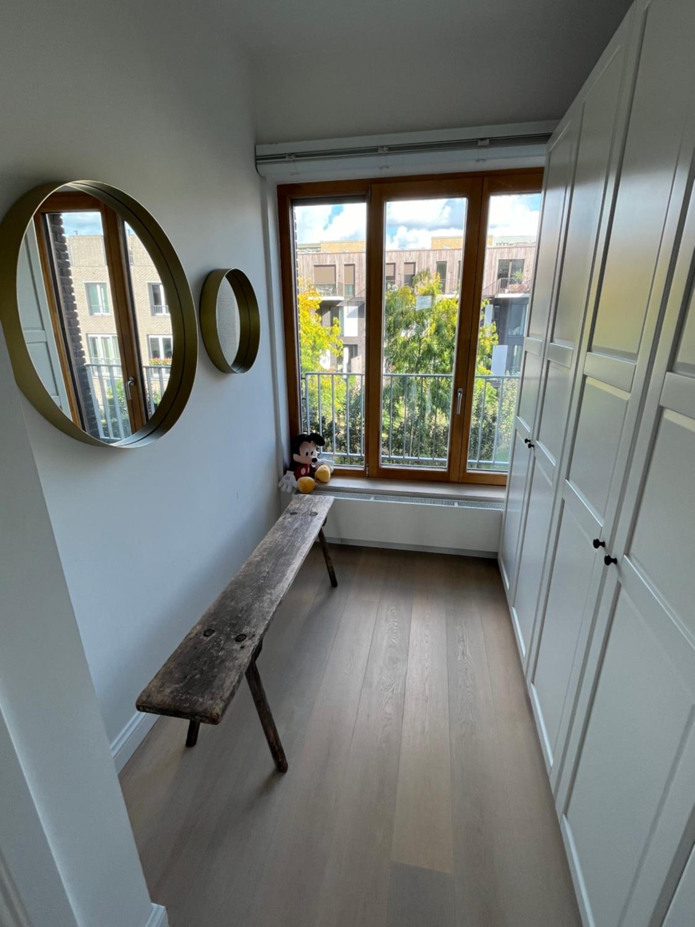 Luxury apartment, private terrace & FREE PARKING