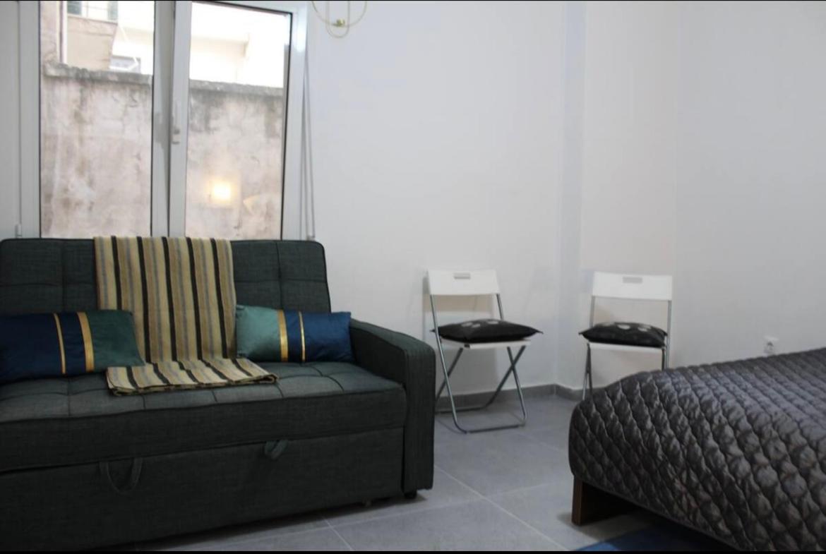 Cozy apartment in Athens center