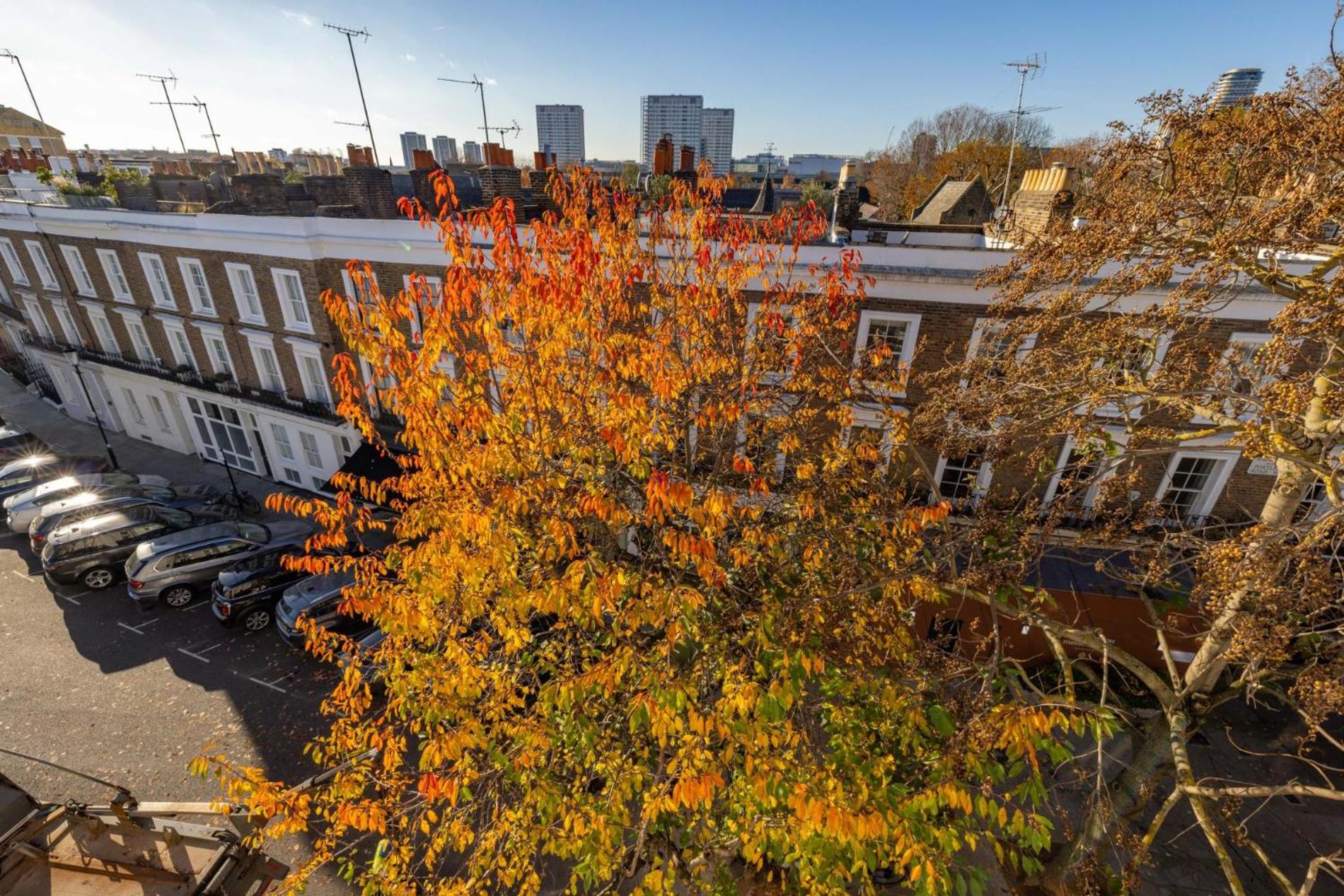 Bellevue Notting Hill 2 Bed by Holland Park