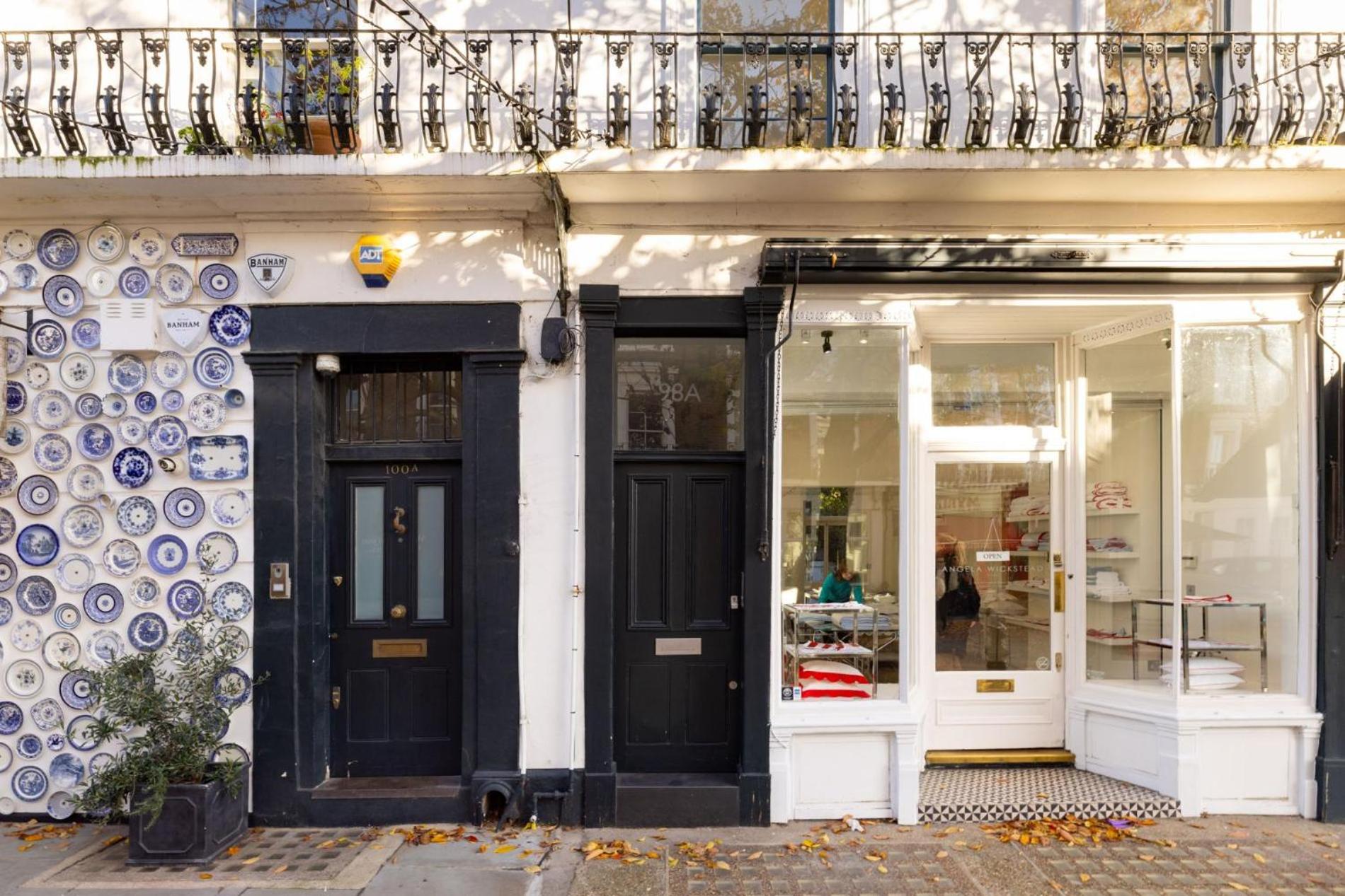 Bellevue Notting Hill 2 Bed by Holland Park
