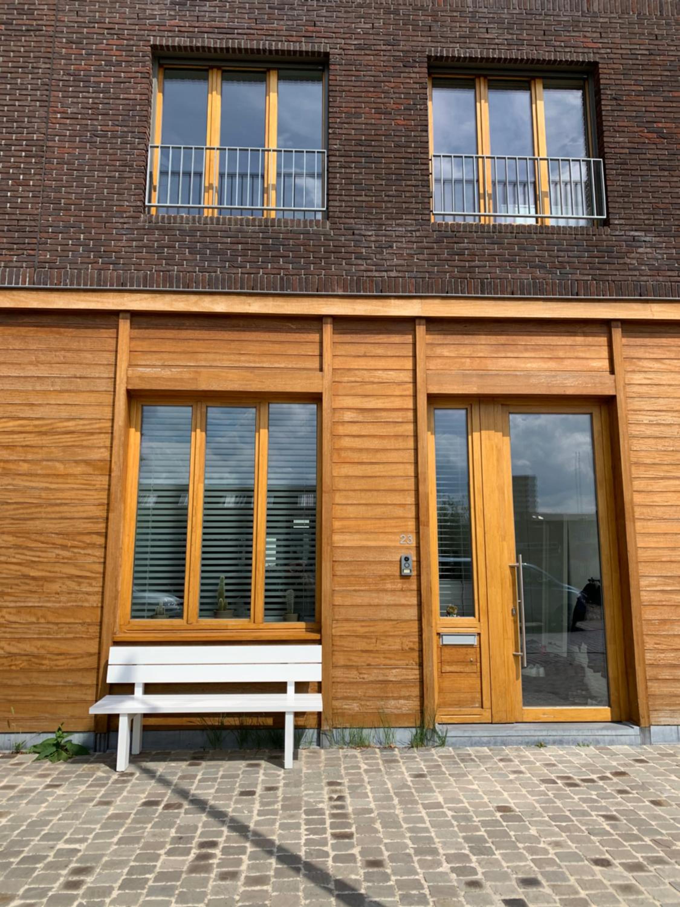 Luxury apartment, private terrace & FREE PARKING