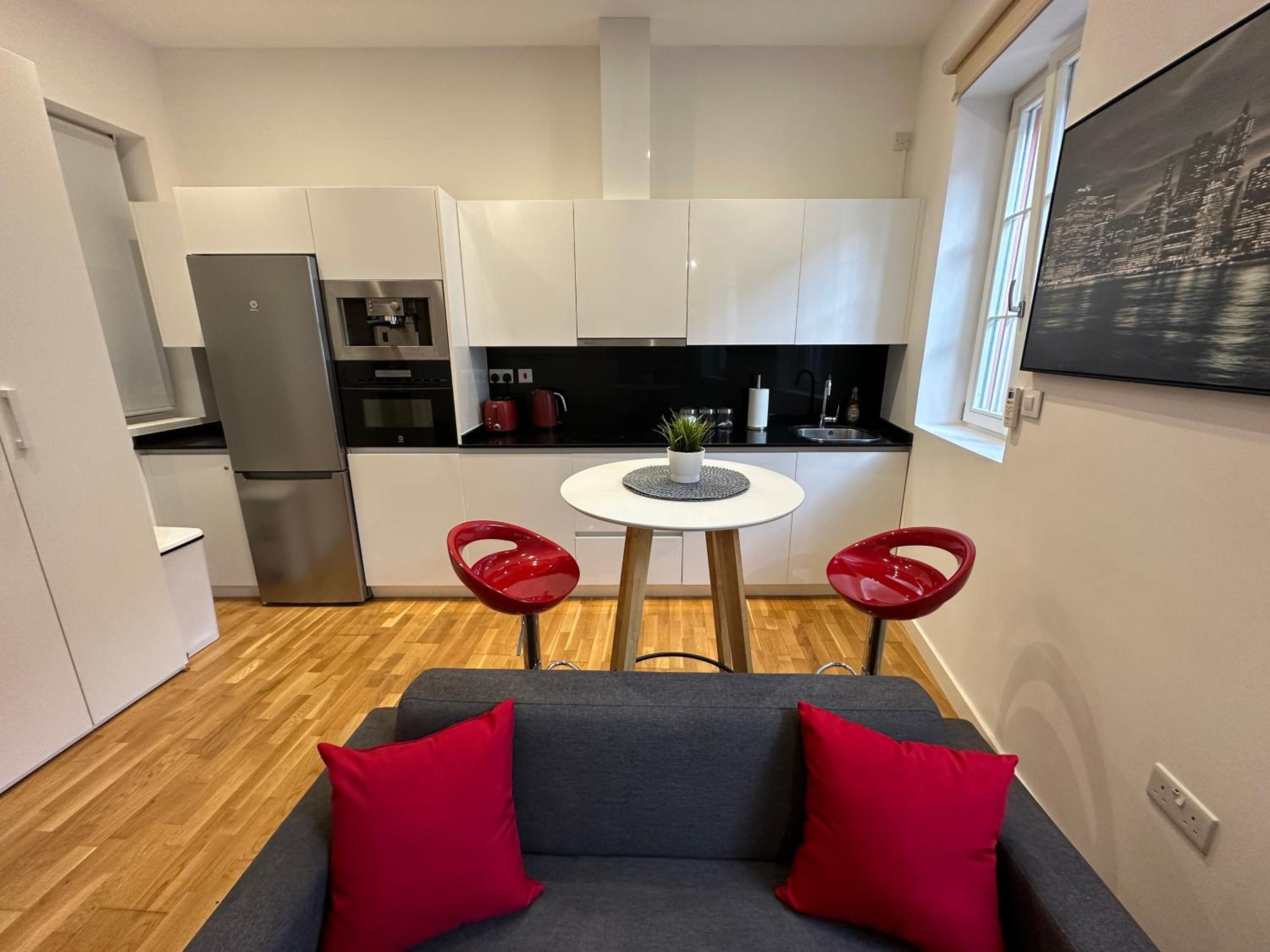 Hotel Moda Gibraltar - Central Location