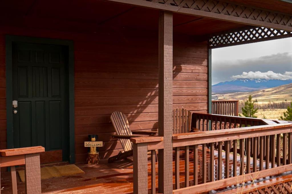 Lookout Lodge - Private Hot Tub - Panoramic Views view 4