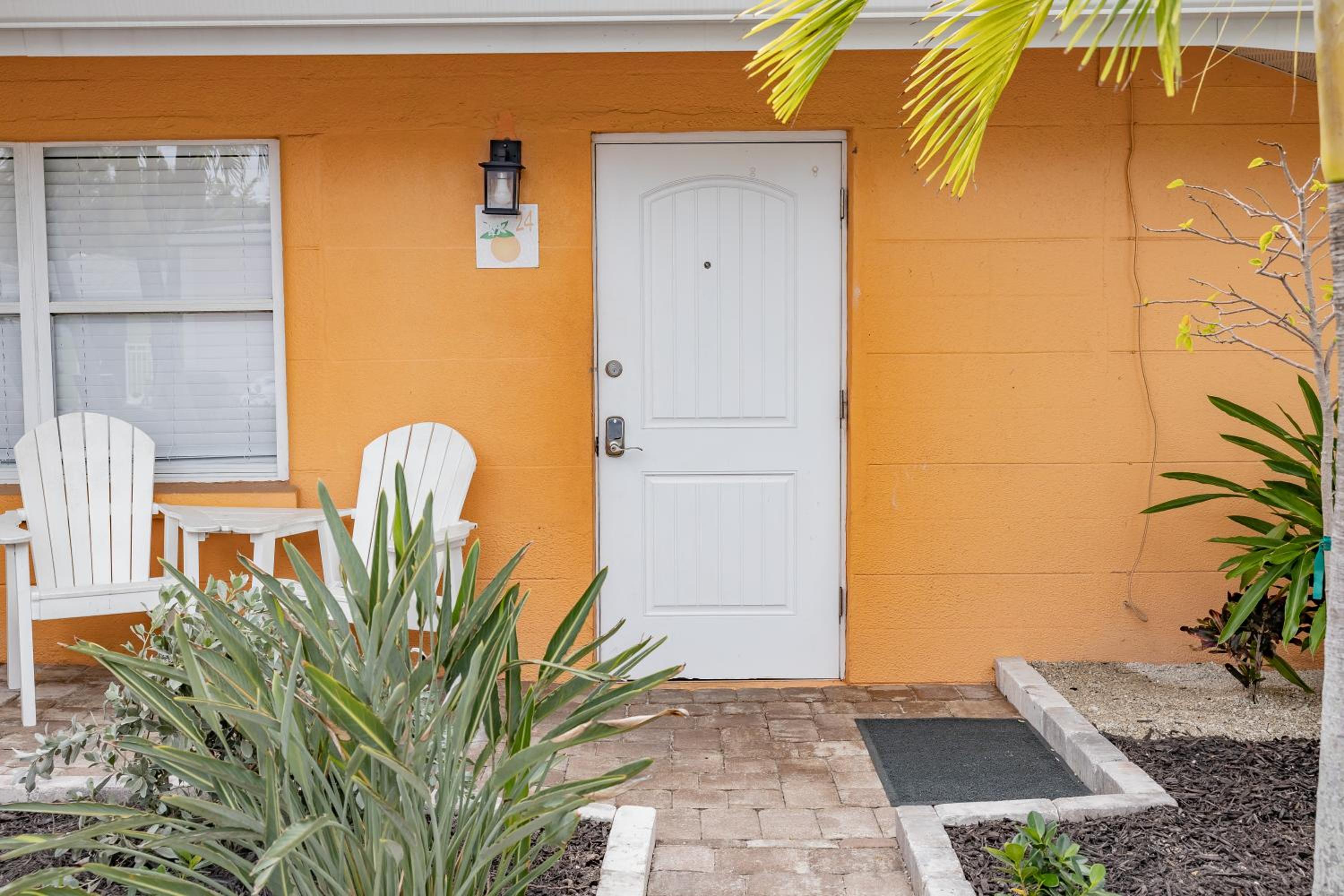 Hotel Siesta Key Beachside Villas - Image 1