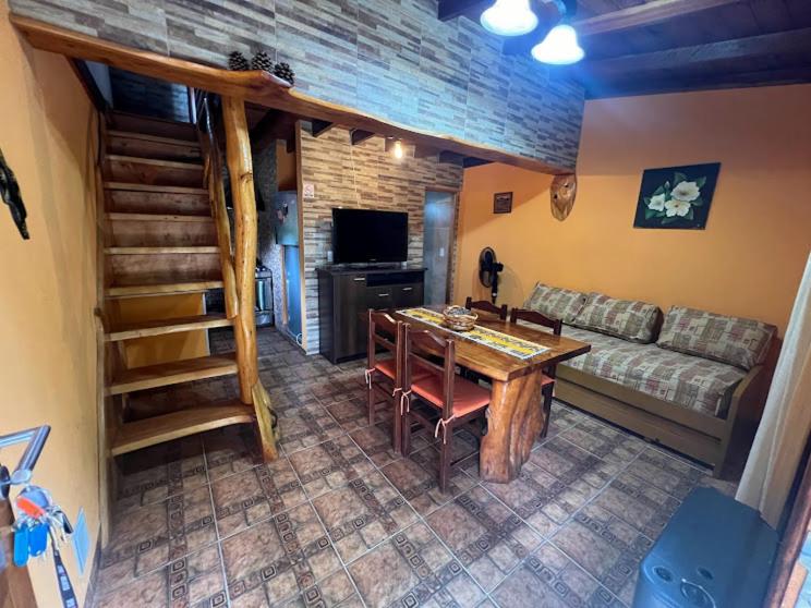 CABAÑAS MECHI