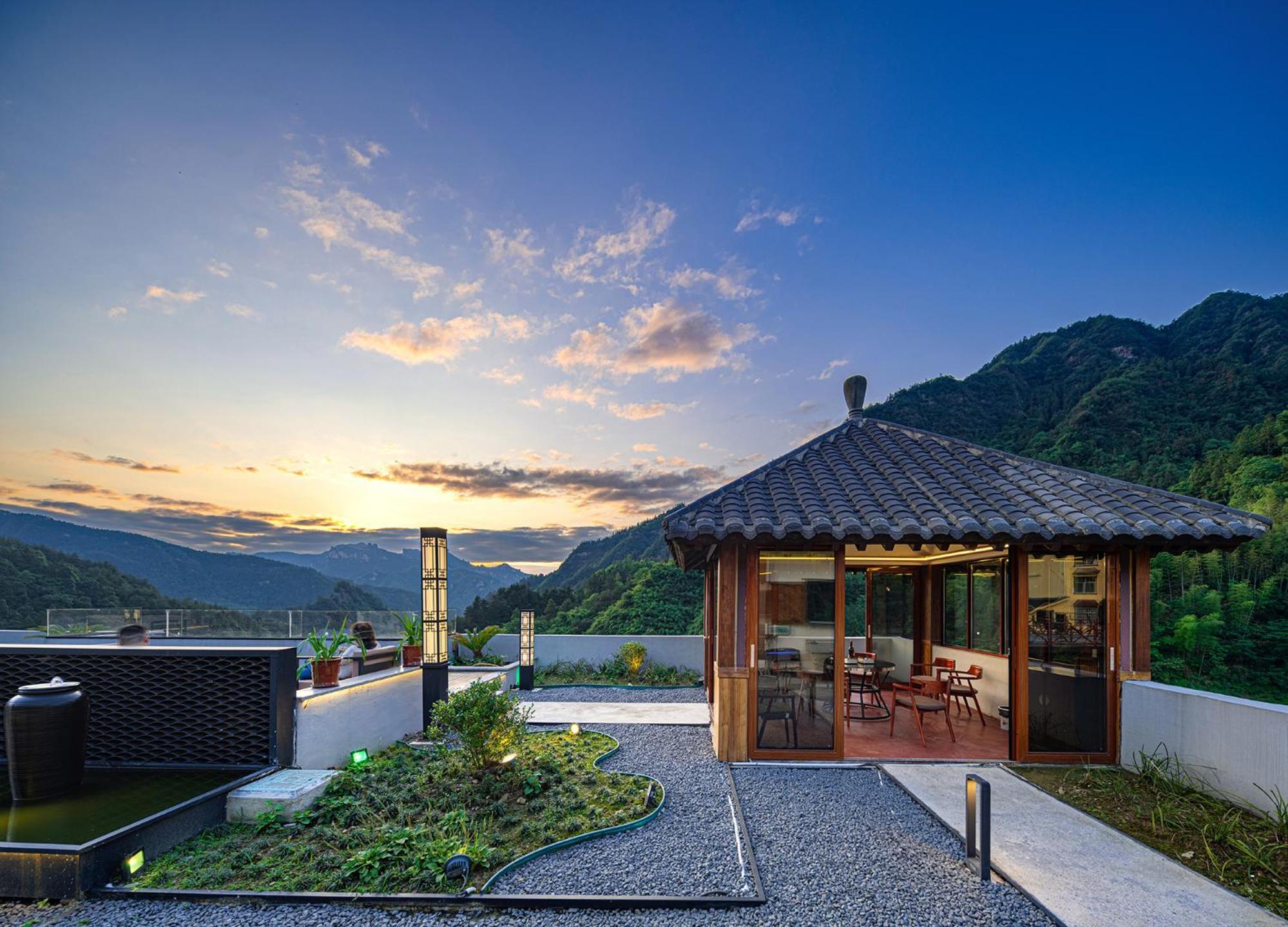 Zhangjiajie Guanshanyuan B&B