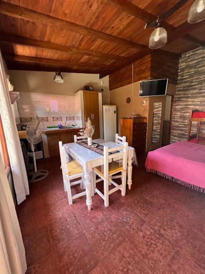 CABAÑAS MECHI