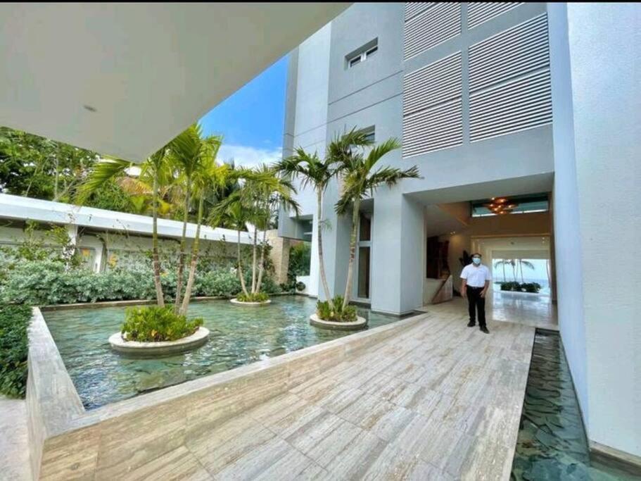 Beautiful beachfront apartment