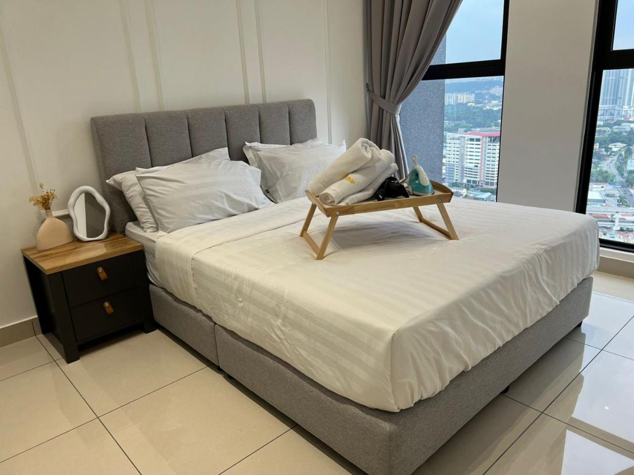 KL City View 2R1B Free Wifi 6pax