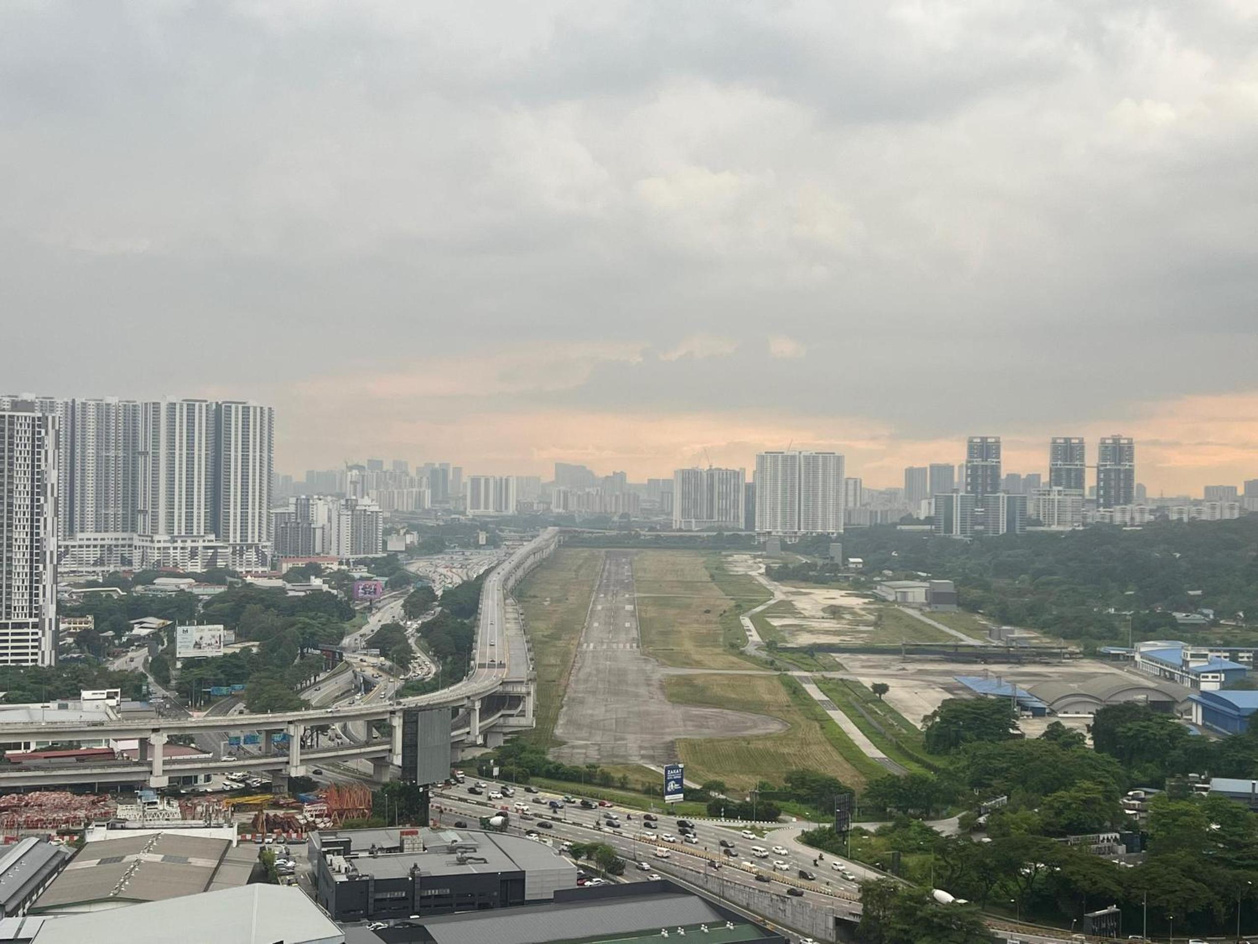 KL City View 2R1B Free Wifi 6pax