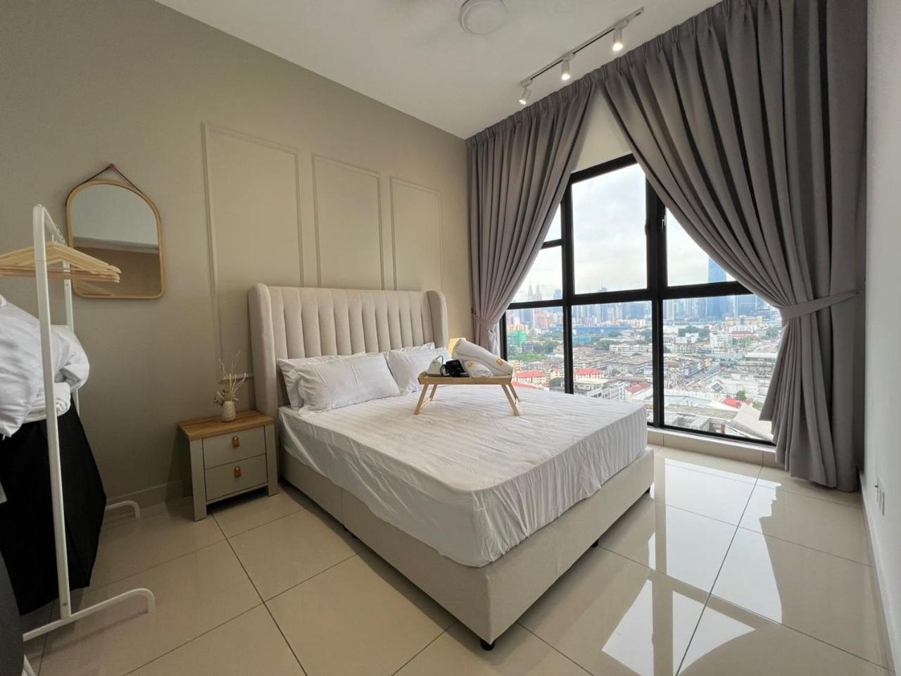 KL City View 2R1B Free Wifi 6pax