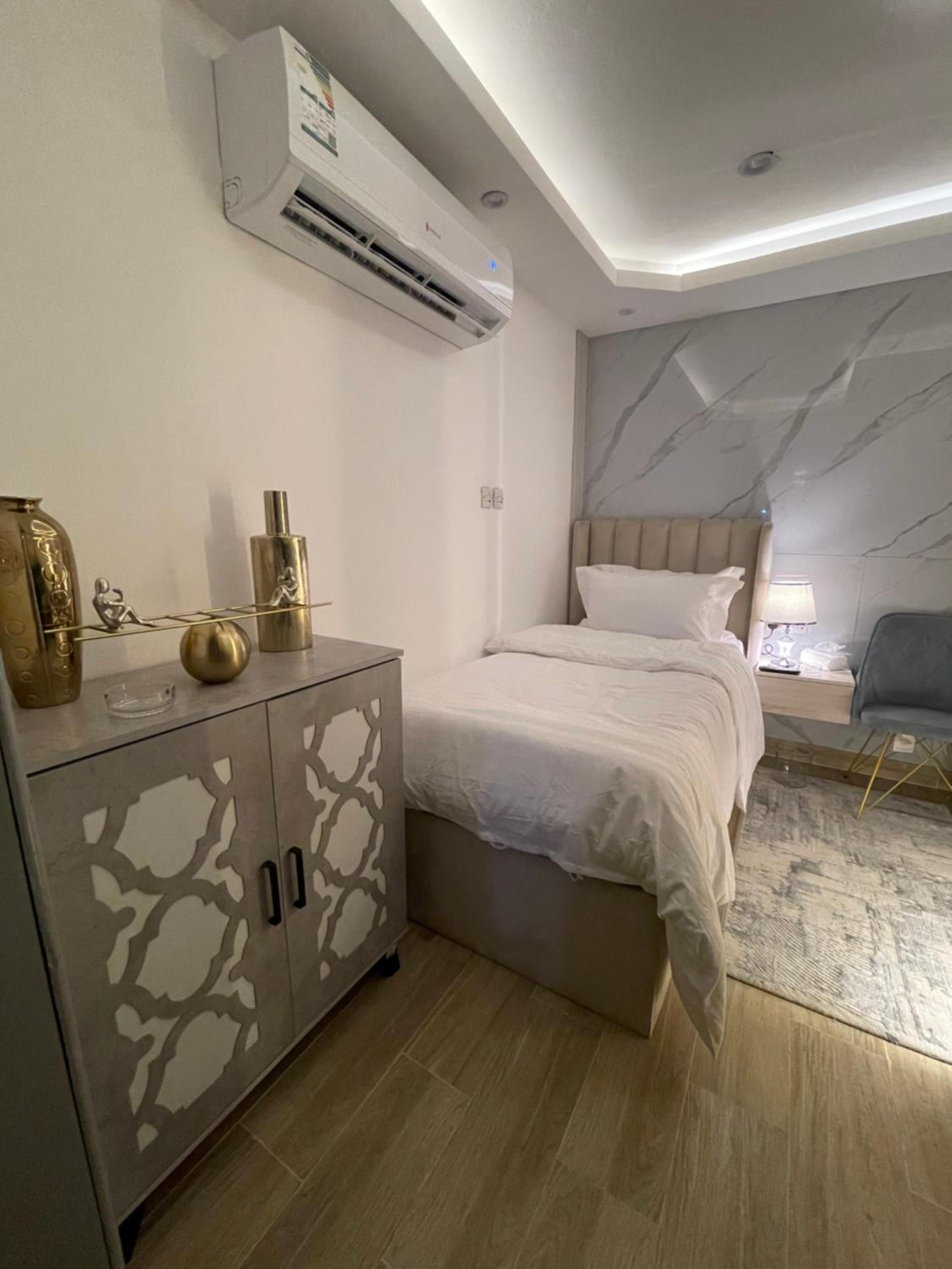 Riyadh Single Studio