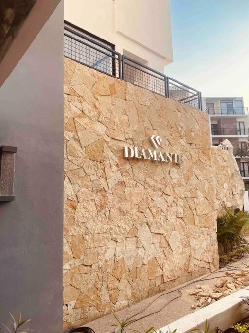 Bambu Residencial Torre Diamante Estudio Flex de lujo view 3