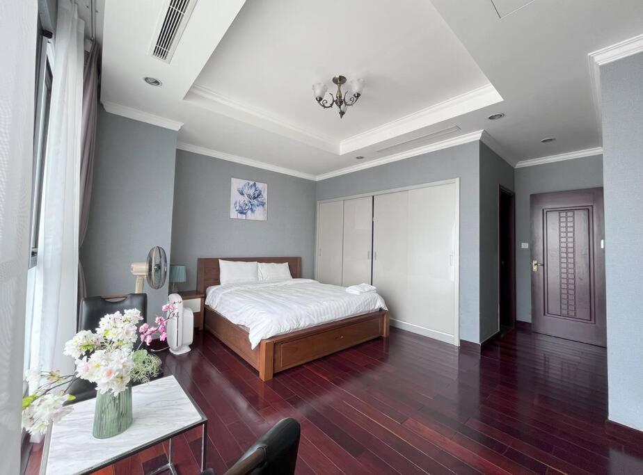 Vinhomes Royal City 3 Bedrooms