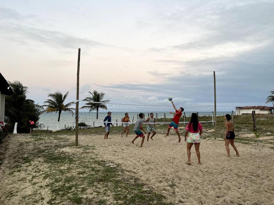 Casa de frente para o mar, pé na areia!