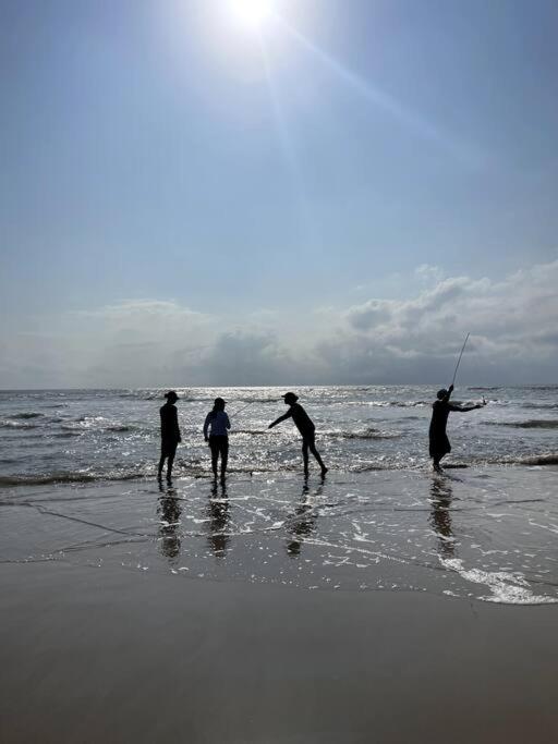 Casa de frente para o mar, pé na areia!