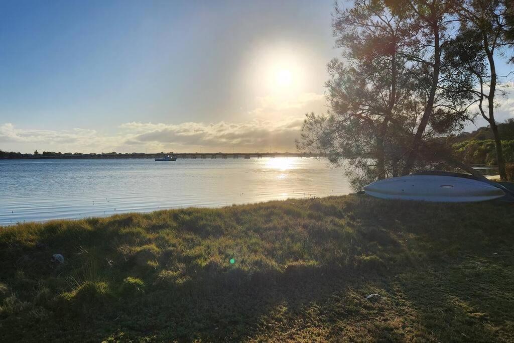 Spinnaker Waters - Entire 2 Bedroom Apartment at Sandstone Point