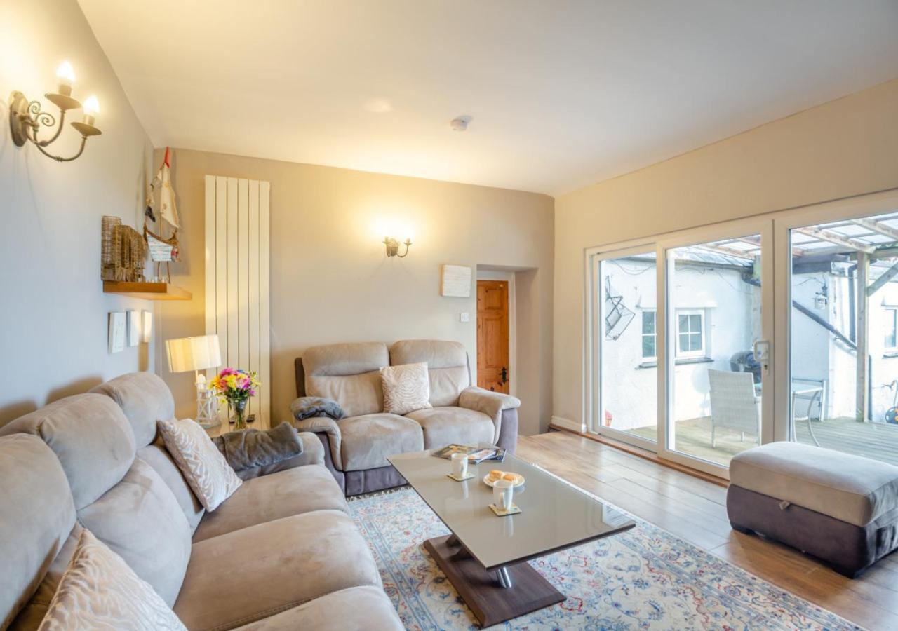 3 Bed in Pwllheli oc-brynme