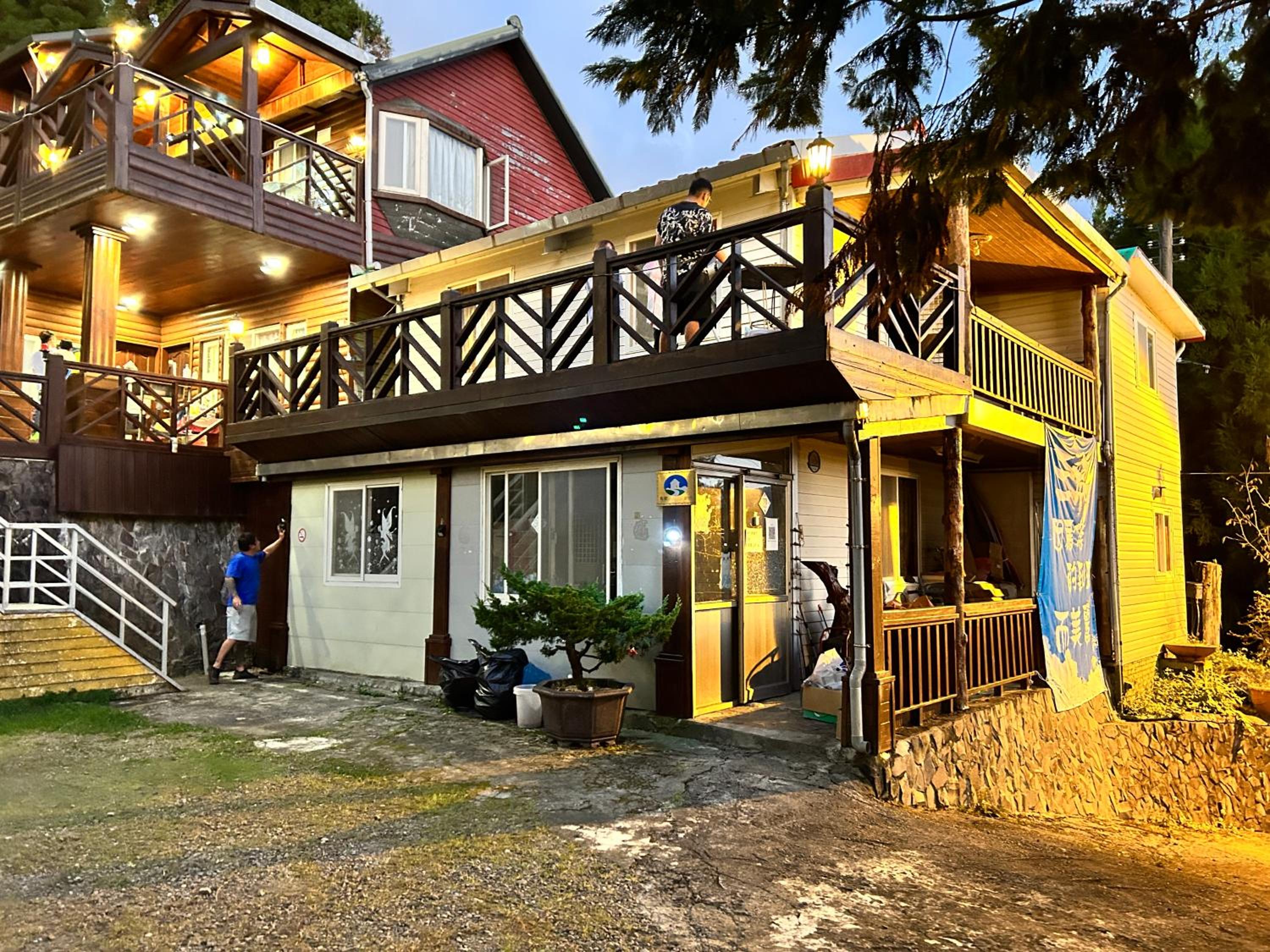 Photo 16