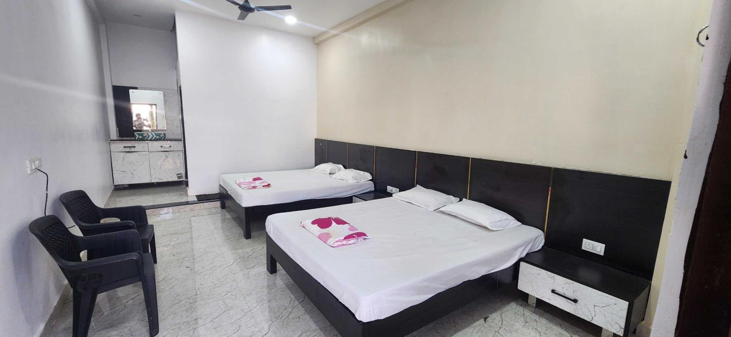Hotel O MALPANI CELEBRATION & HOTEL view 3