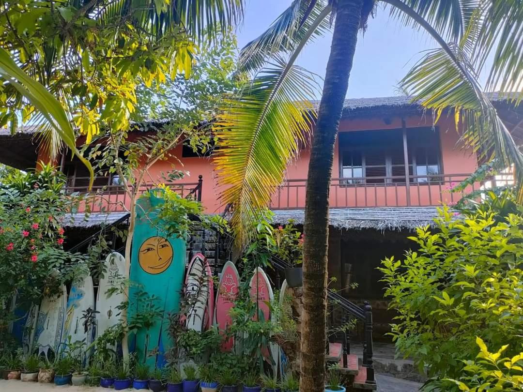 Full Moon Beach Resort
