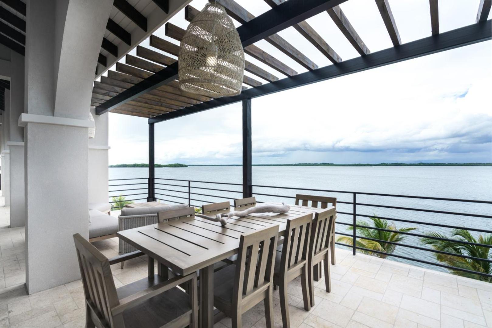 NEW 3 Story Waterfront 4Bedroom Villa with Amazing Sunset Mountain Views