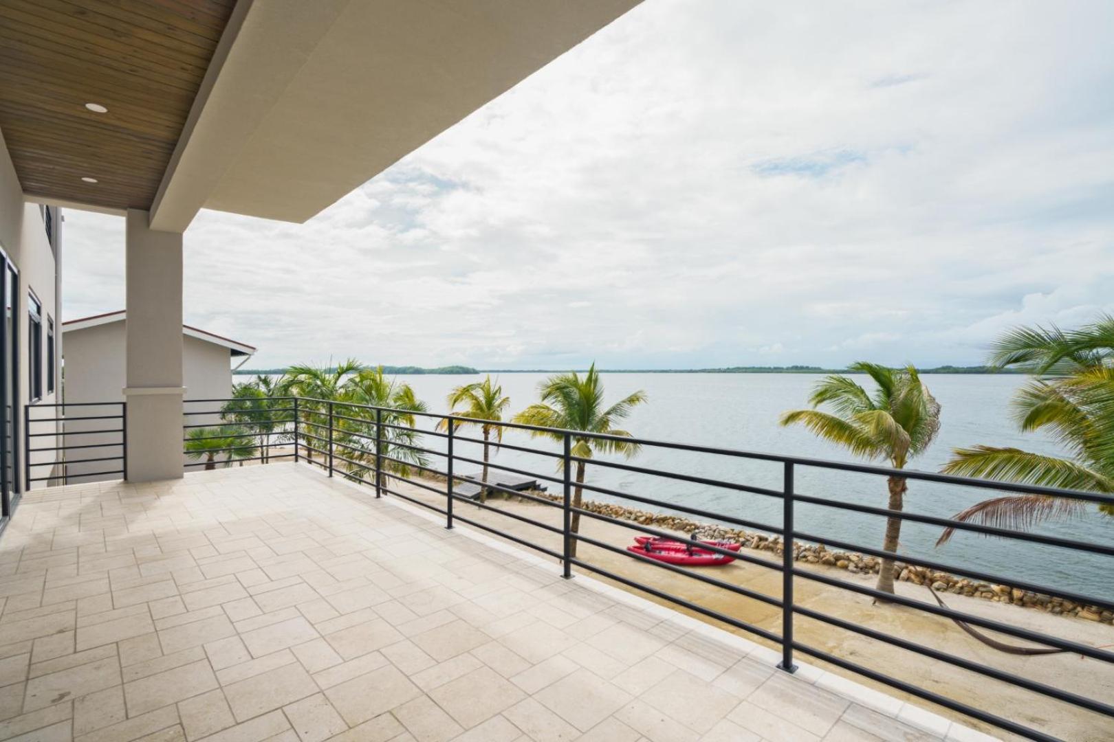 NEW 3 Story Waterfront 4Bedroom Villa with Amazing Sunset Mountain Views