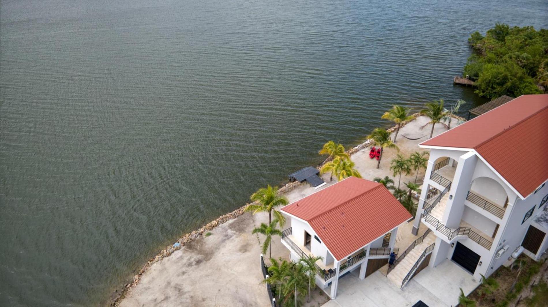 NEW 3 Story Waterfront 4Bedroom Villa with Amazing Sunset Mountain Views