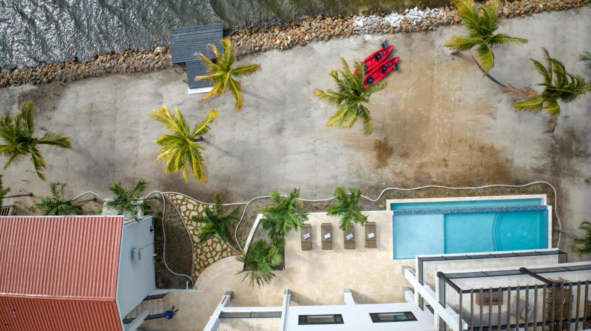 NEW 3 Story Waterfront 4Bedroom Villa with Amazing Sunset Mountain Views