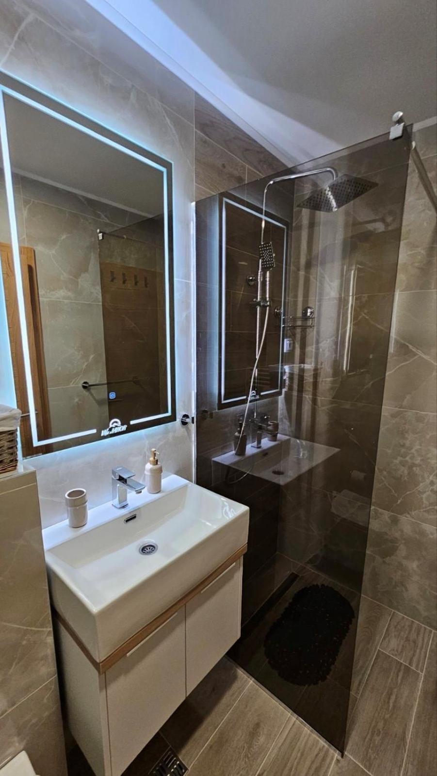 Vila Jahor - Apartman Sofija 9