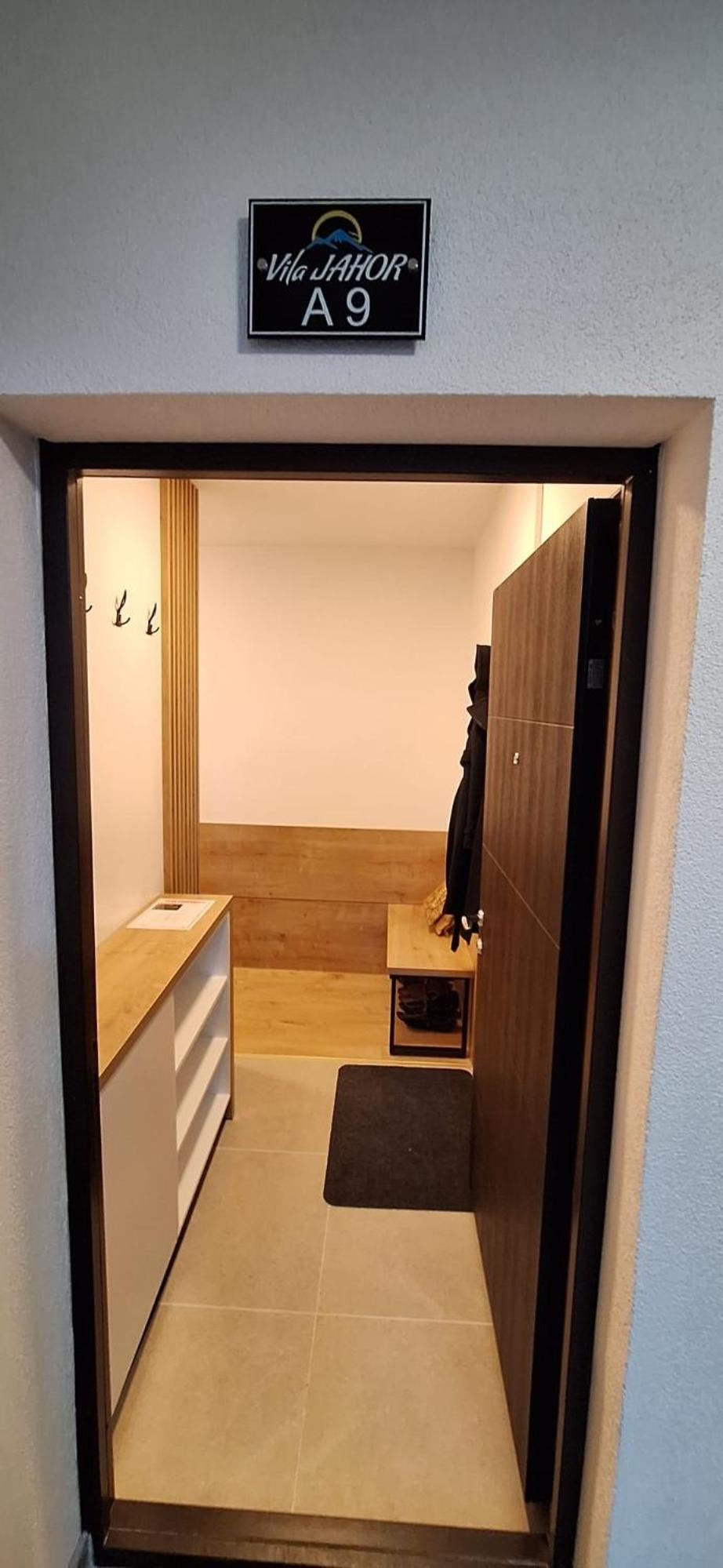 Vila Jahor - Apartman Sofija 9