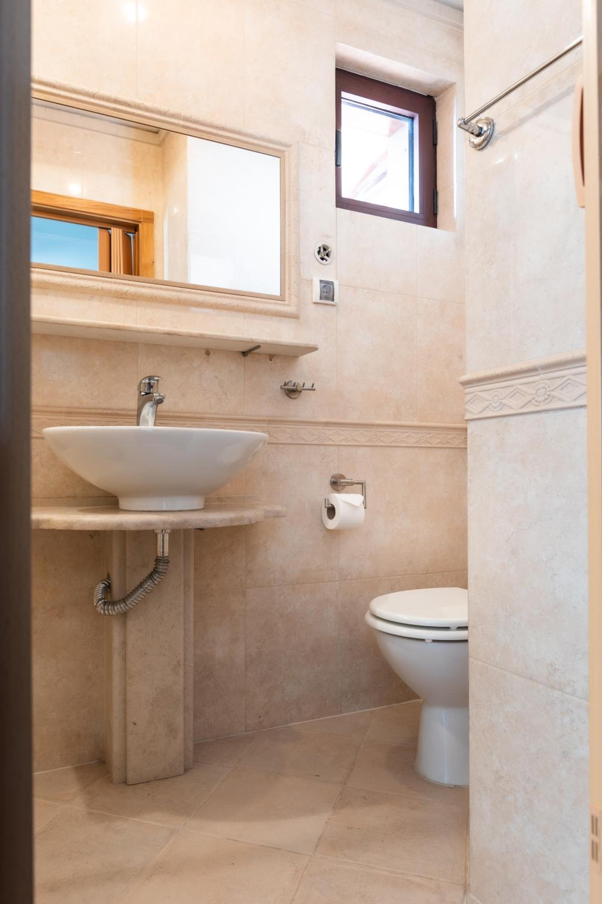 Refurbished studios, mountain view balconies, minutes from gondola view 4