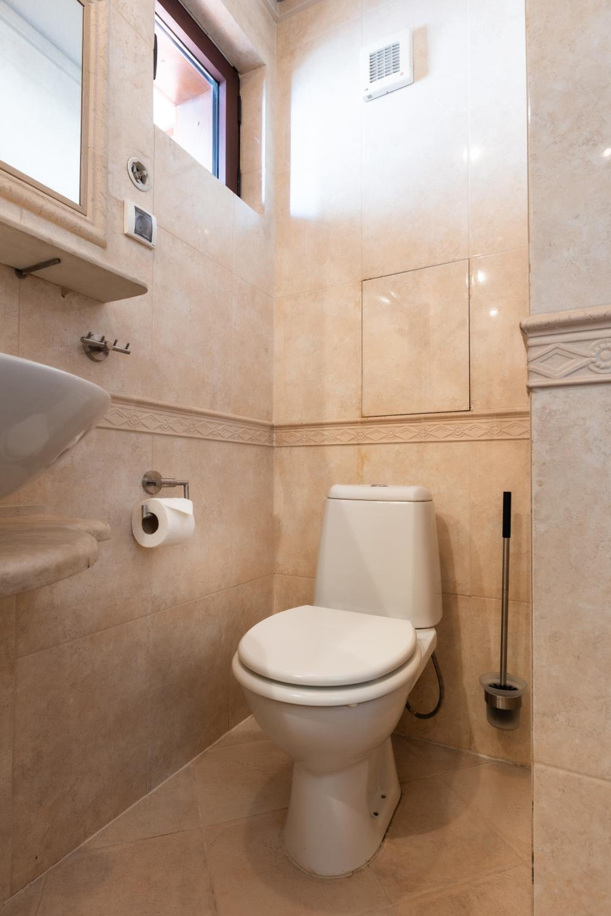 Refurbished studios, mountain view balconies, minutes from gondola view 3