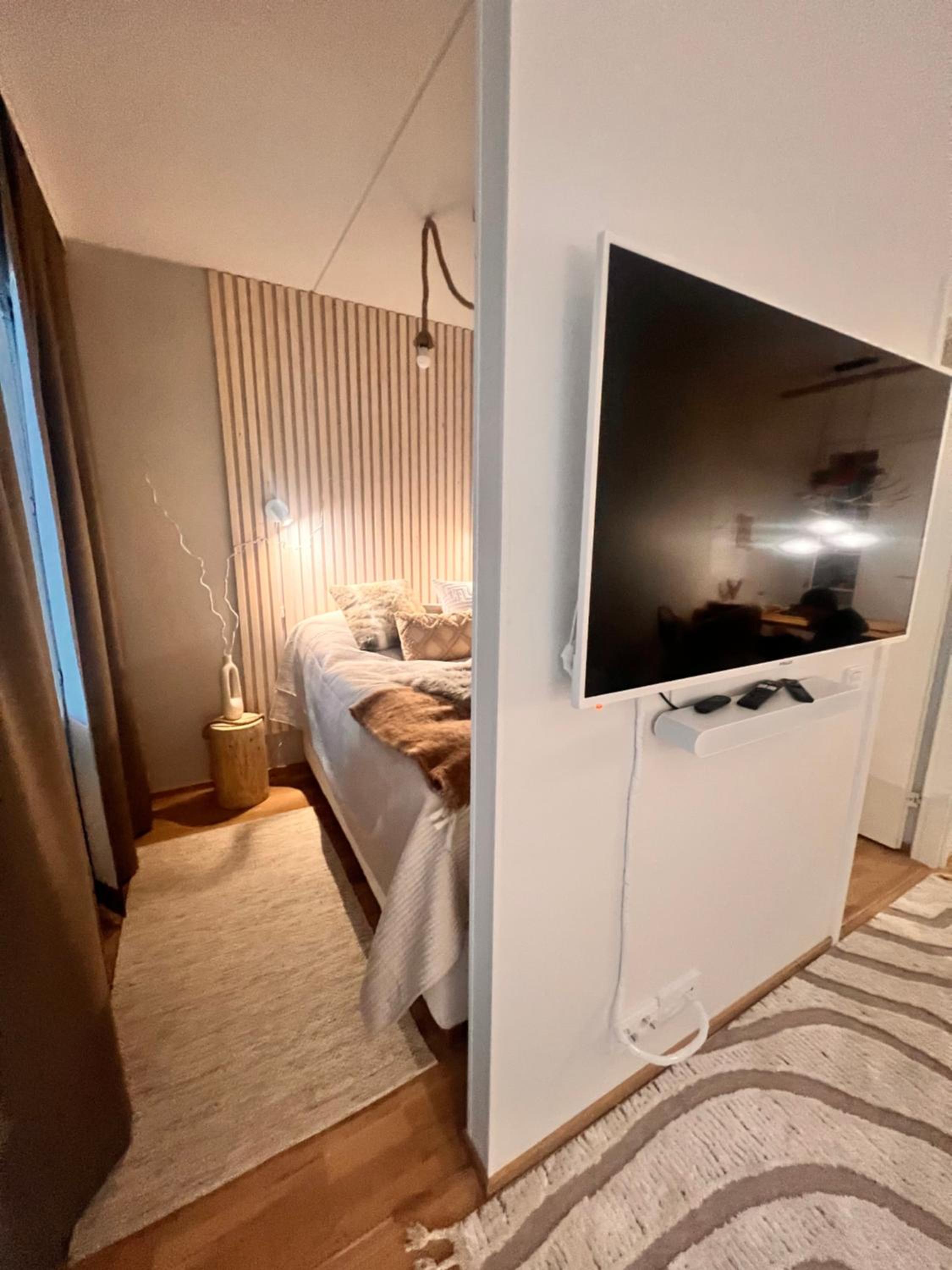 2 Room / Central Railway / Free parking view 2