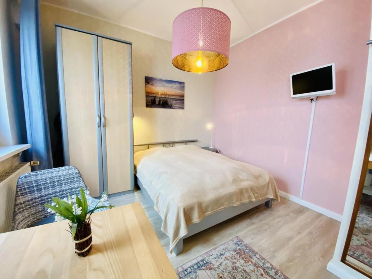Spatzennest am Alten Strom view 3