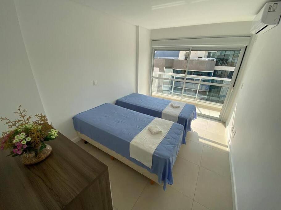 Apartamento 3 dormitorios e 2 vagas de garagem