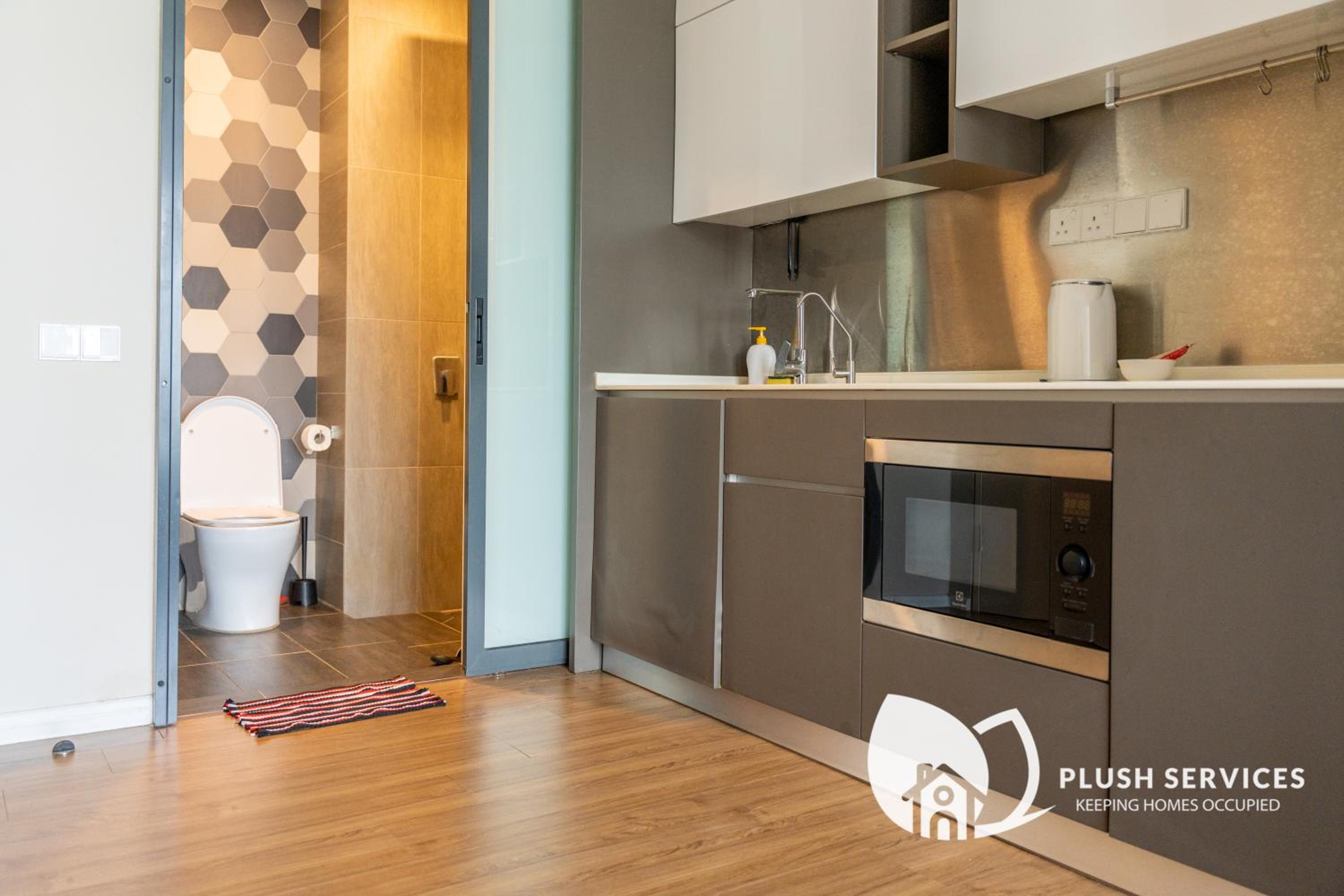 CeylonZ Suites by Plush